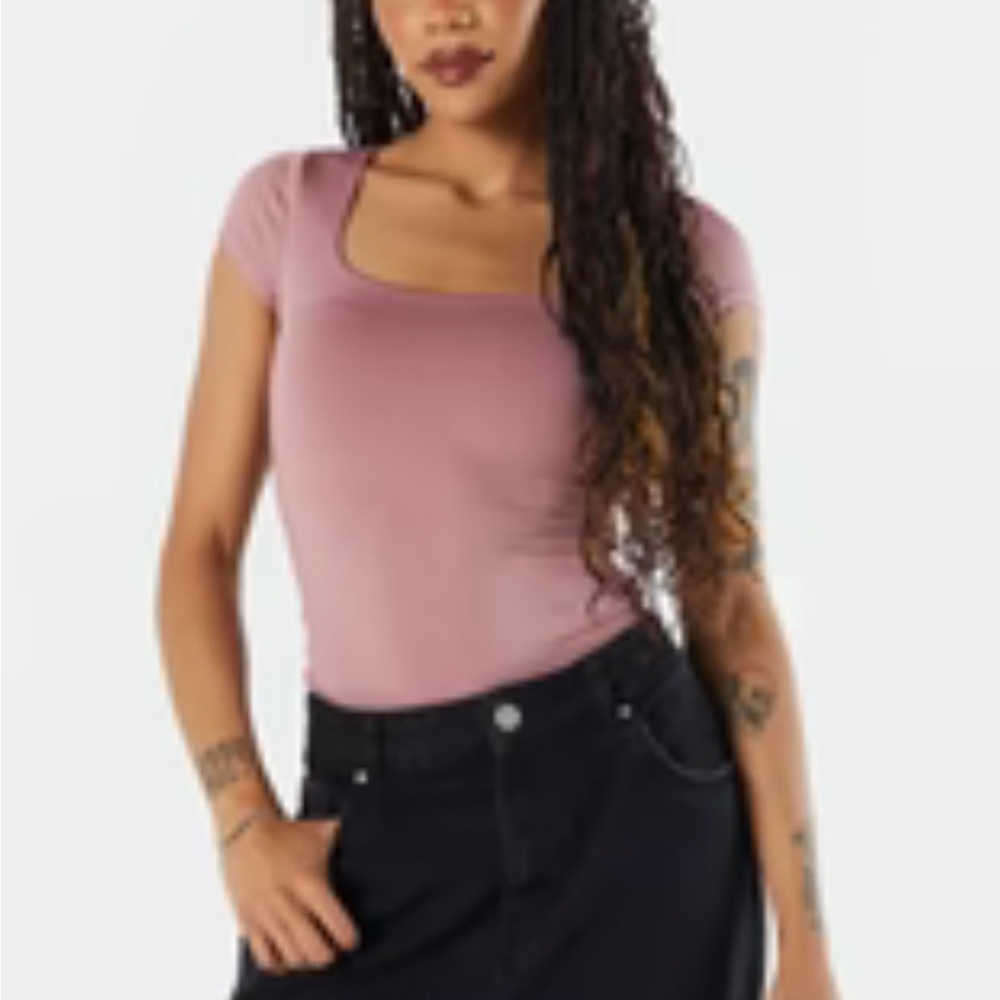 Women's Pink Top